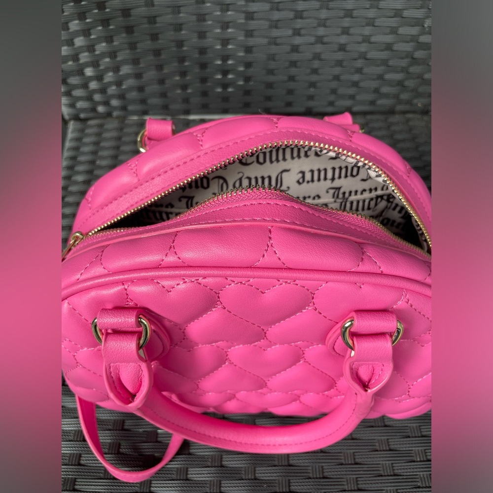 JUICY COUTURE BAG,Juicy Couture Vibrant Pink Heart Crossbody Bag - Picture 16 of 16